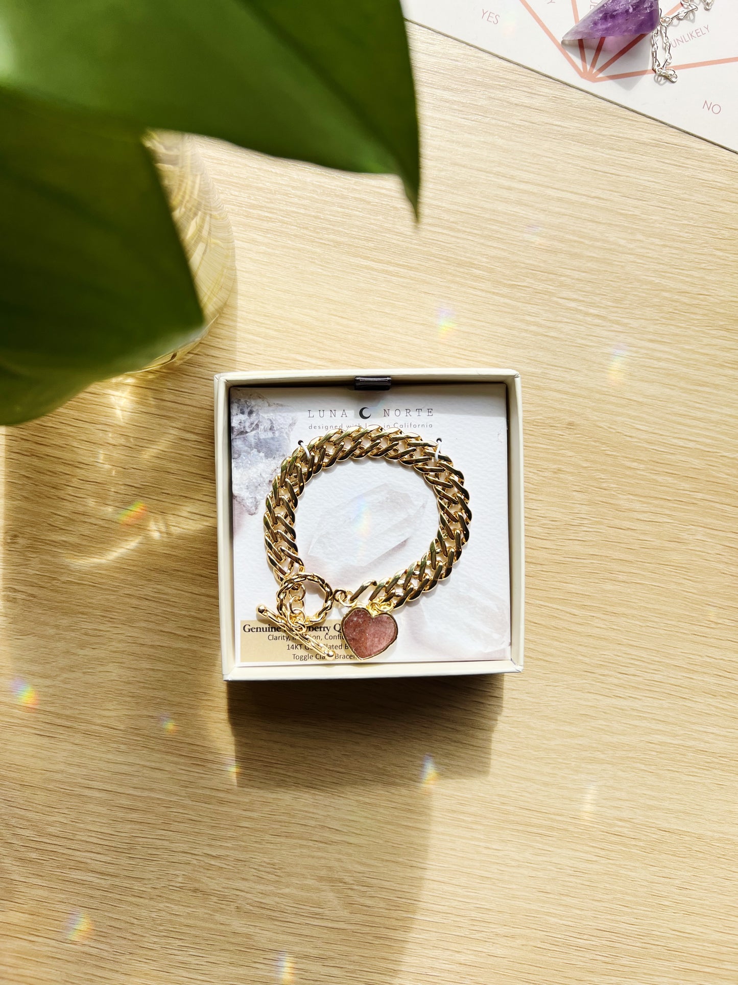 Heart of Gold Toggle Charm Armbånd - Strawberry Quartz