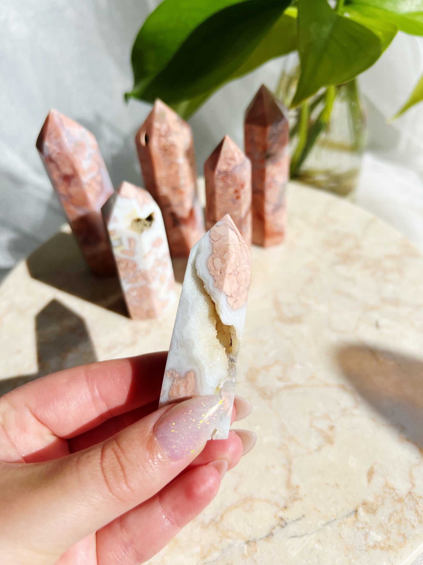 Druzy Petal Agat Tårn – 7 til 9 cm