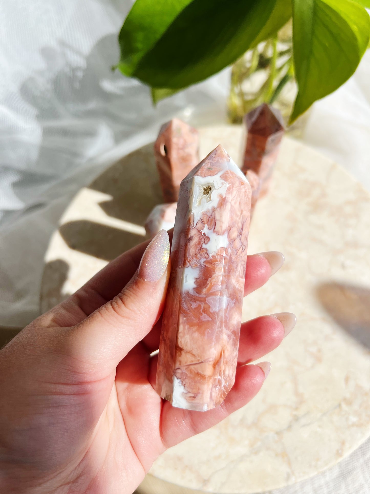 Druzy Petal Agat Tårn – 7 til 9 cm