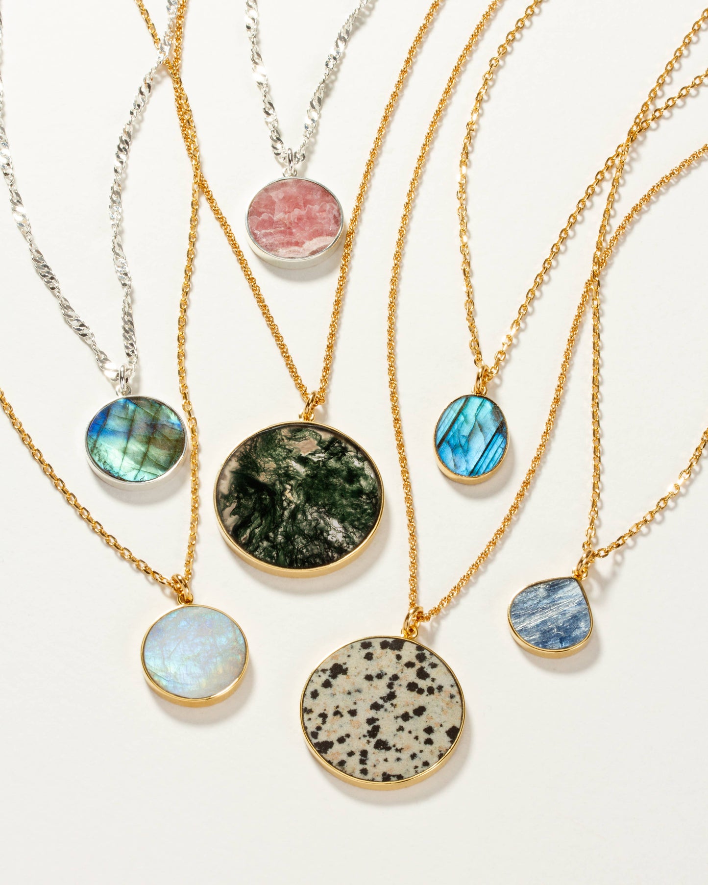 Terrarium Long Medallion Halskjede - Moss Agate