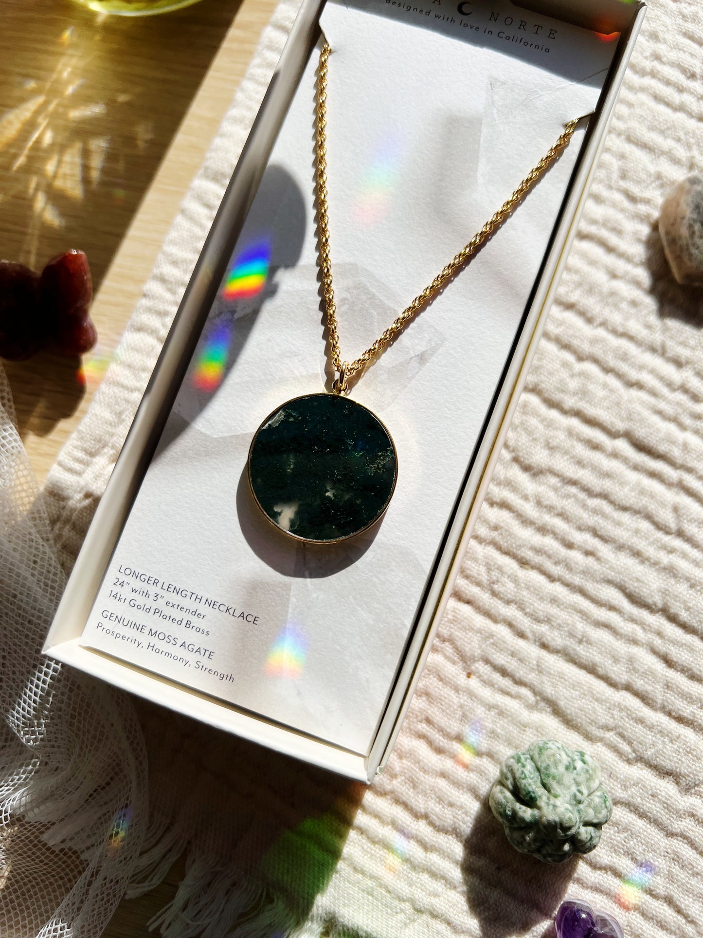 Terrarium Long Medallion Halskjede - Moss Agate