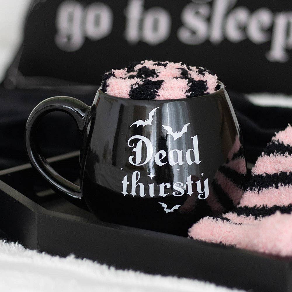 Dead Thirsty Gothic Halloween Krus & Sokkesett ( 500 ml )