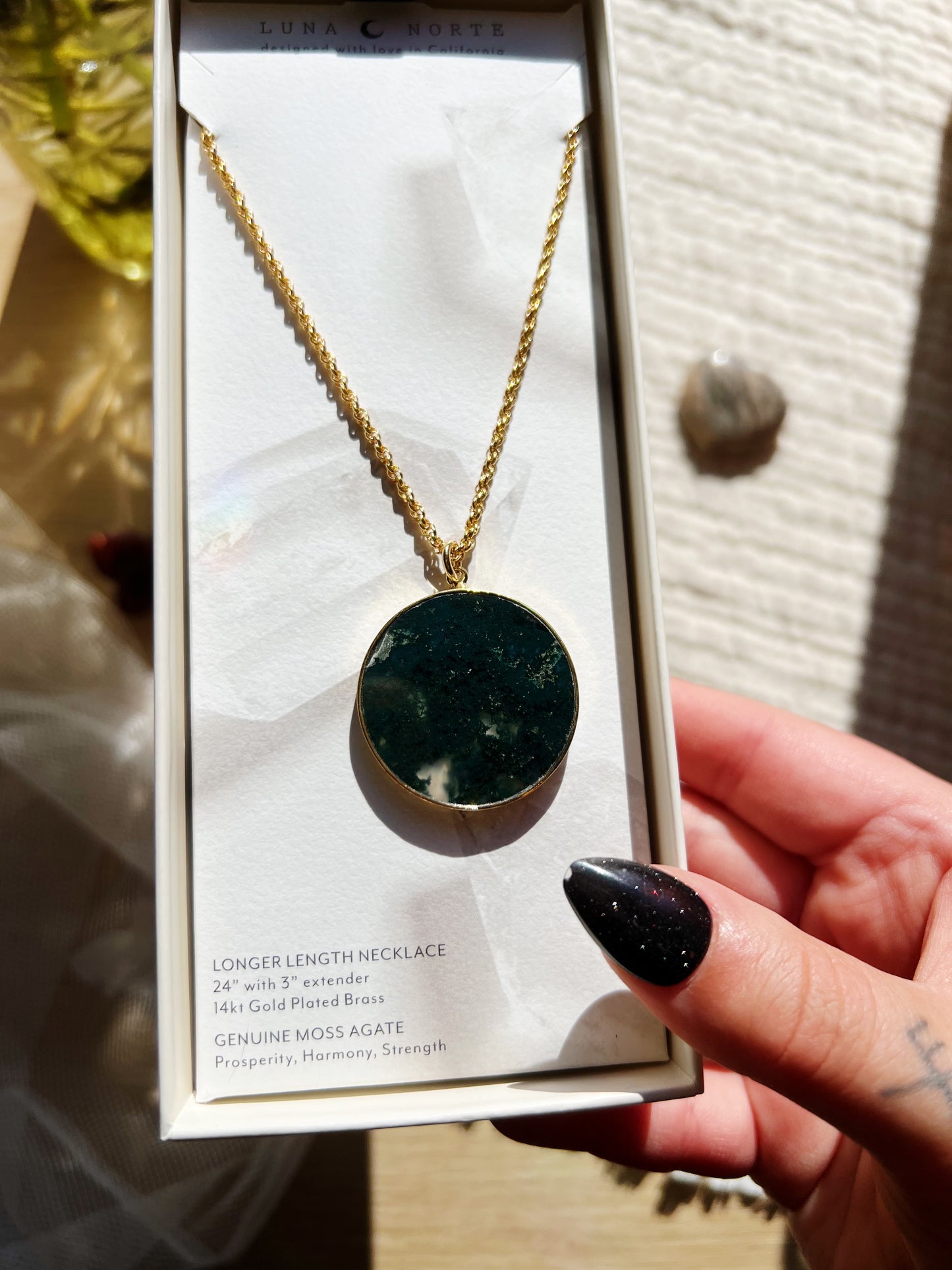 Terrarium Long Medallion Halskjede - Moss Agate