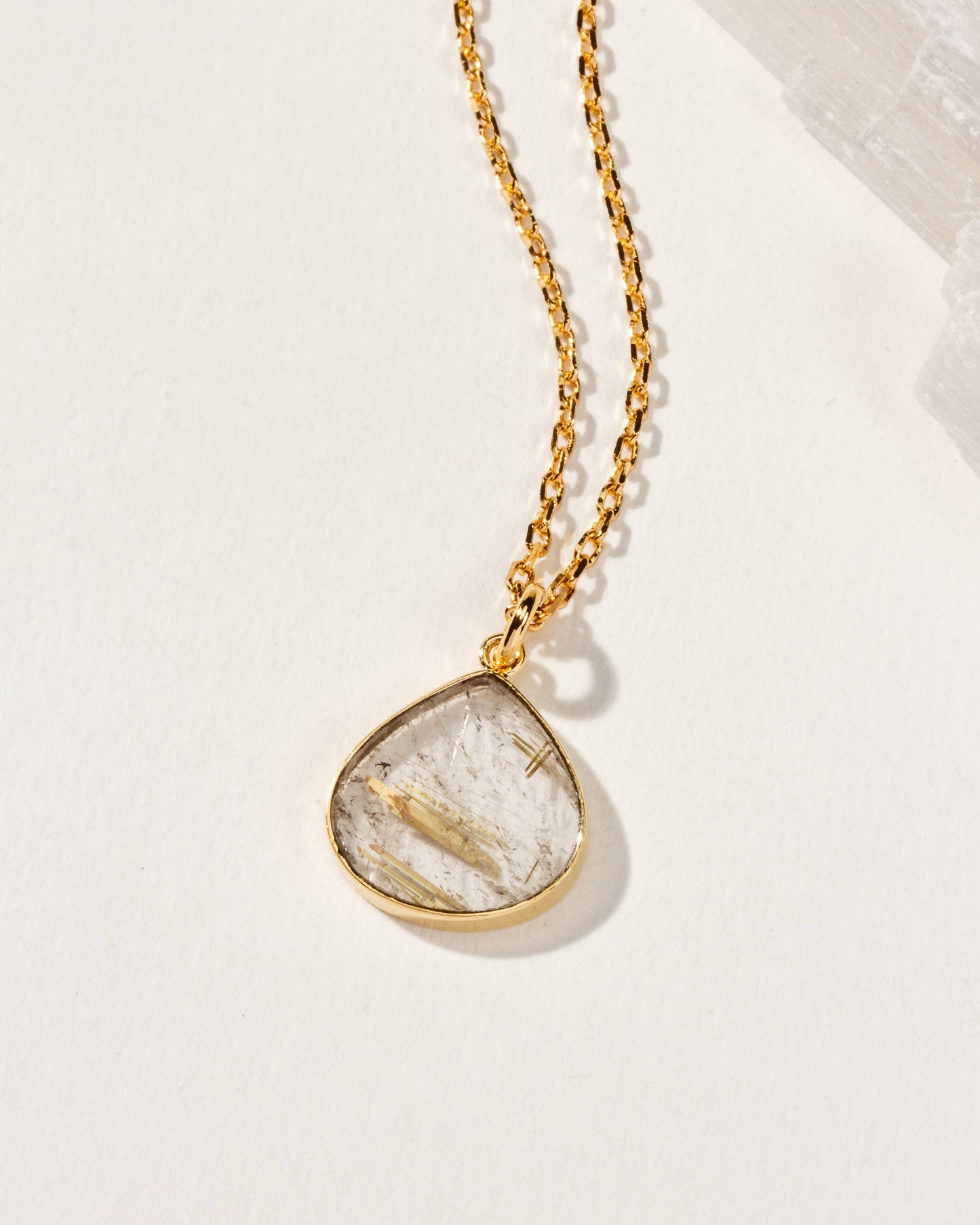 Bohemian Long Medallion Halskjede - Rutilated Quartz