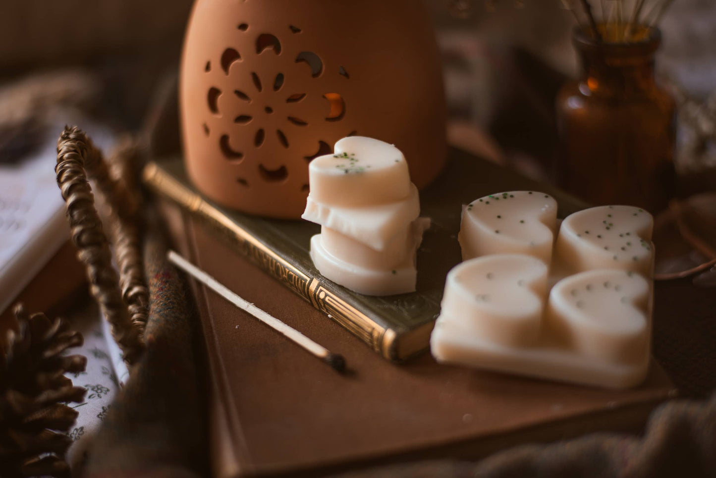 Bookstore Heart Clamshell Wax Melts
