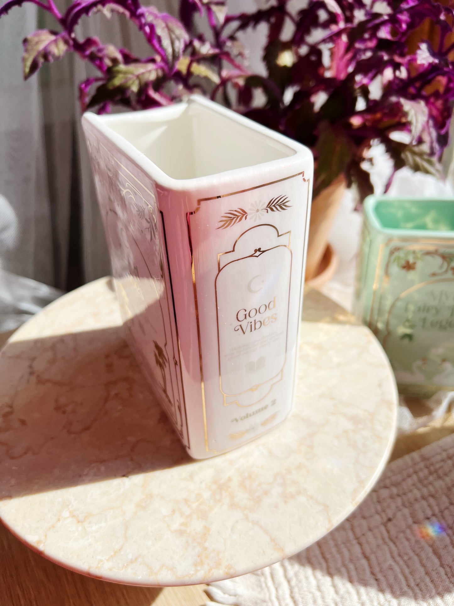 Hvit Bokformet Vase