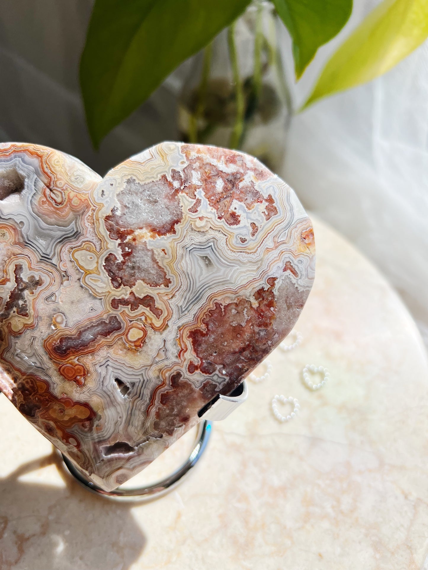 Crazy Lace Agate Hjerte på Metallstativ – ca. 280g #11
