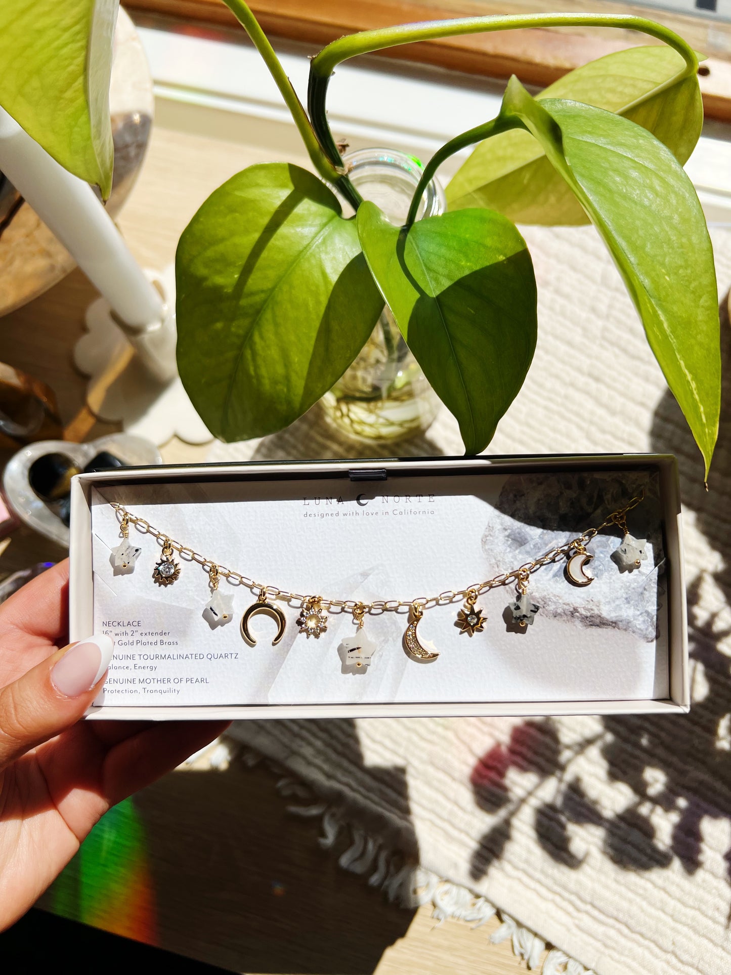 Twilight Treasures Charm Halskjede