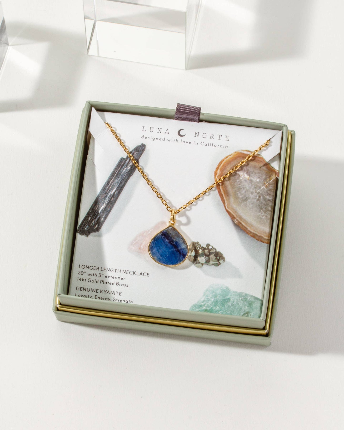 Bohemian Long Medallion Halskjede - Kyanite