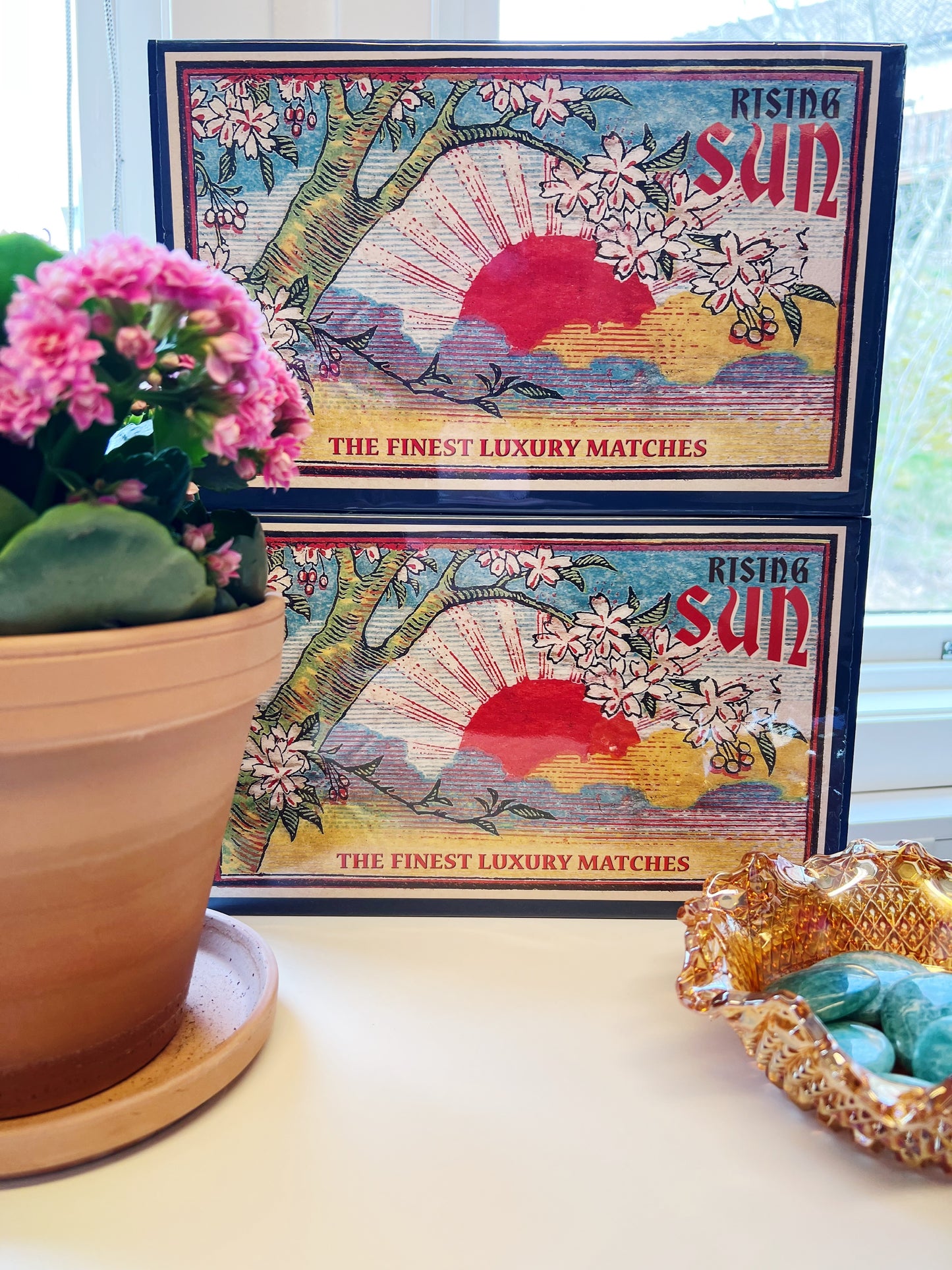 The Rising Sun Luxury Fyrstikker Giant !