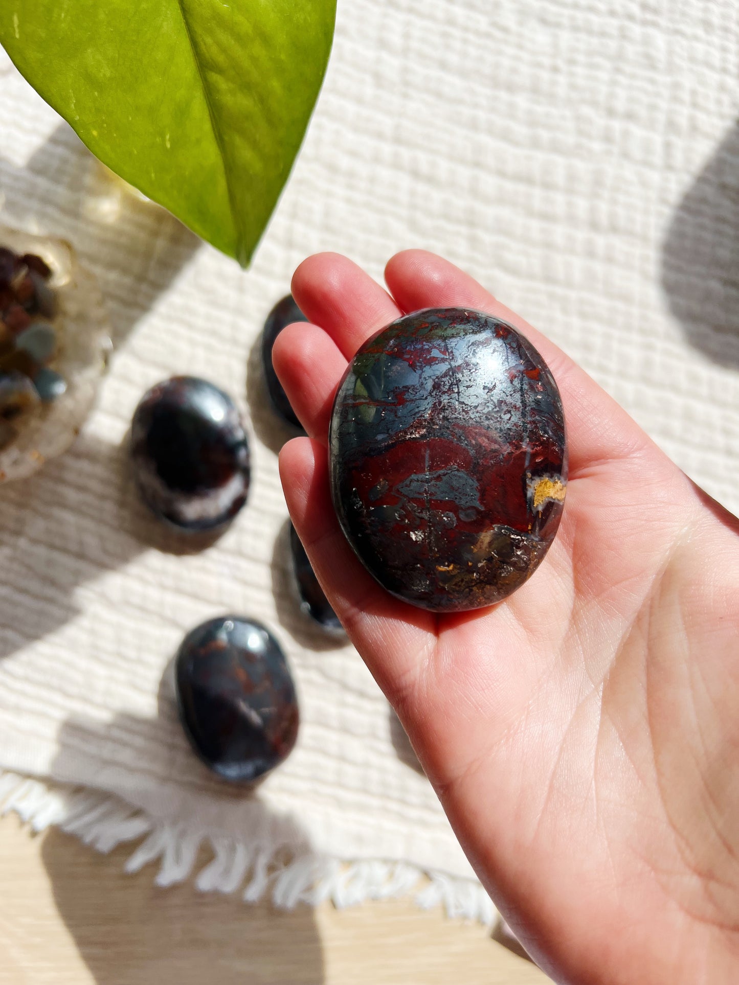 Jaspilitt Palmstones