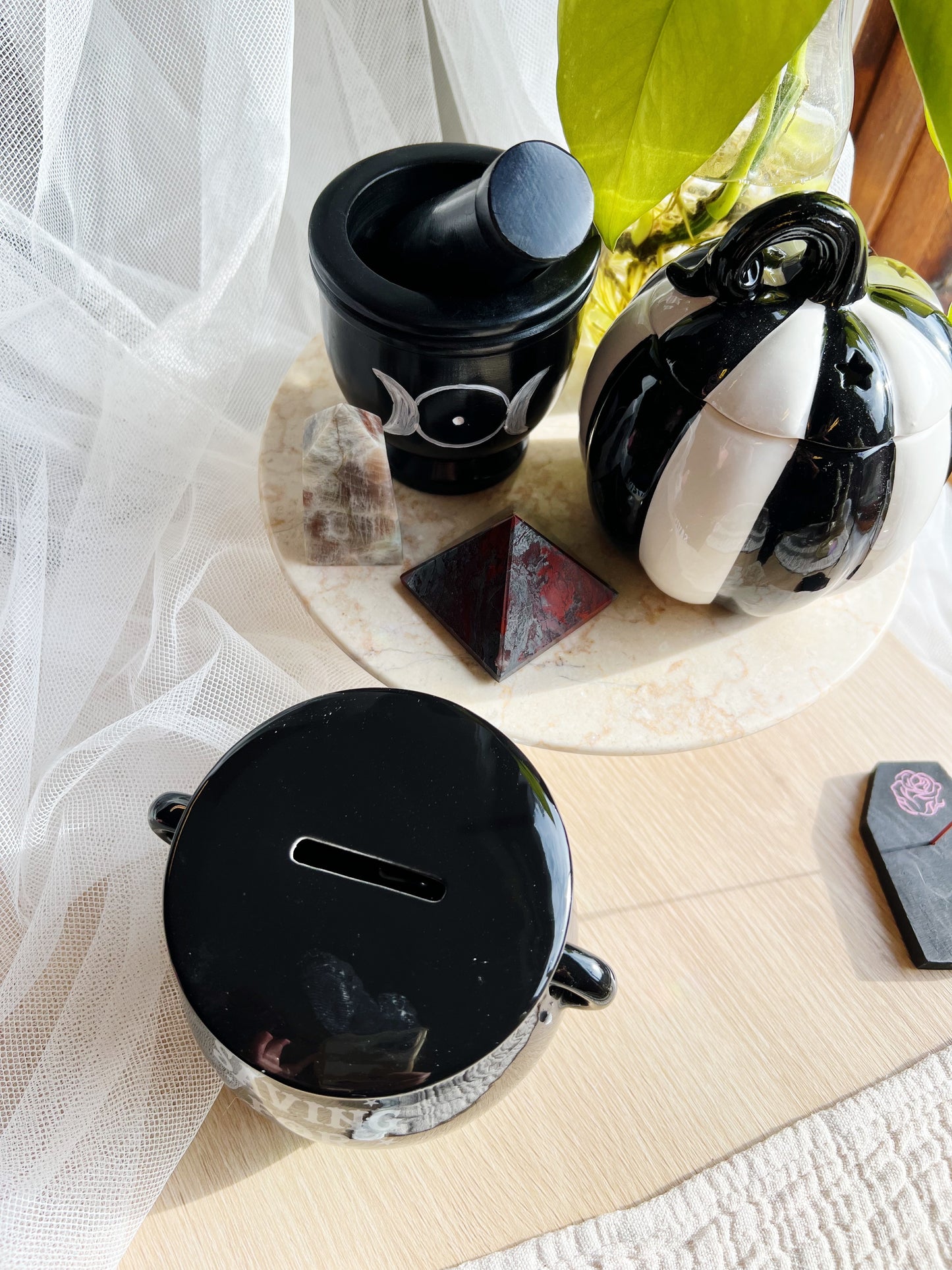 Gothic Cauldron SparebĂžsse