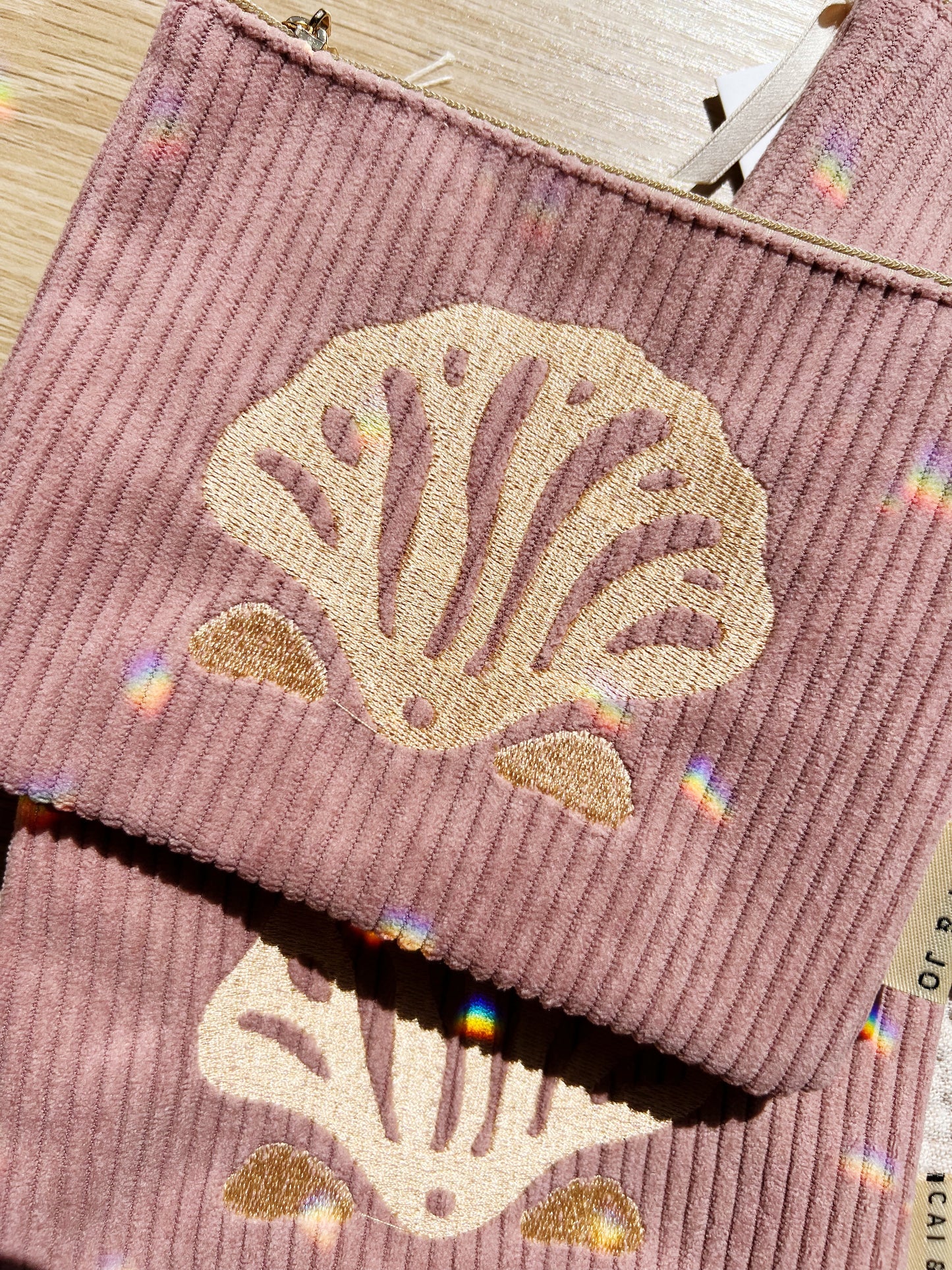 Corduroy Pouch Island Pink