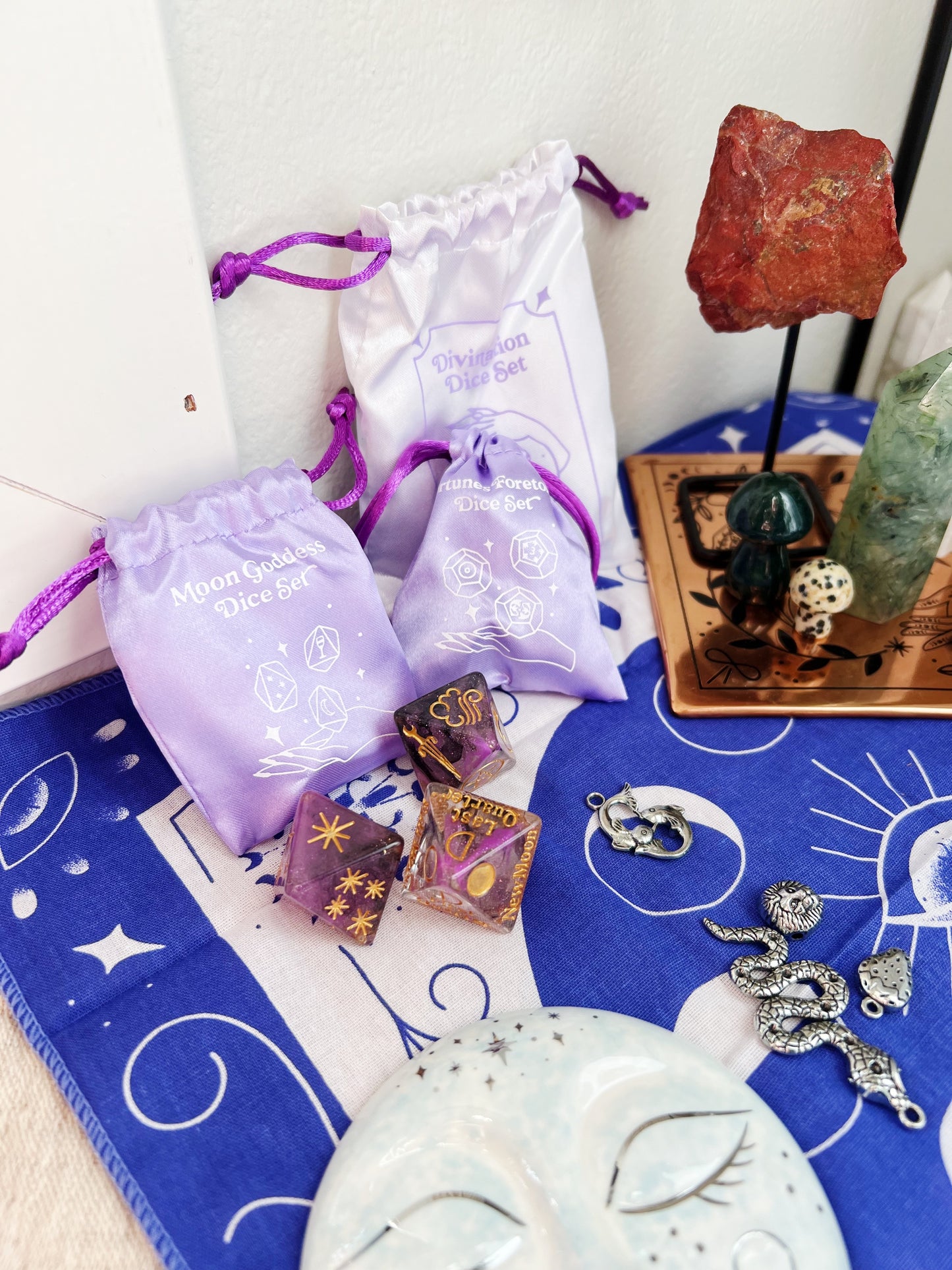 Divination Dice Set