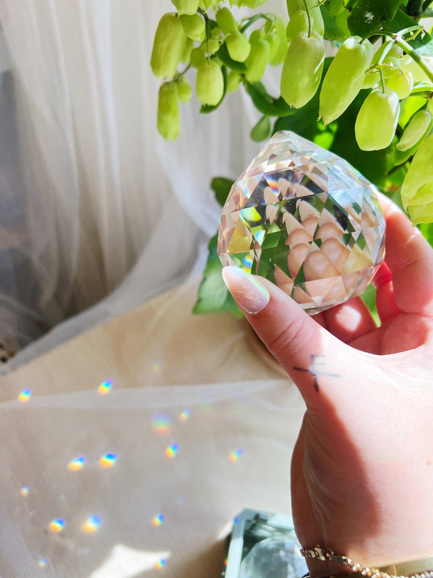 Feng Shui ball (6.8 cm) Suncatcher