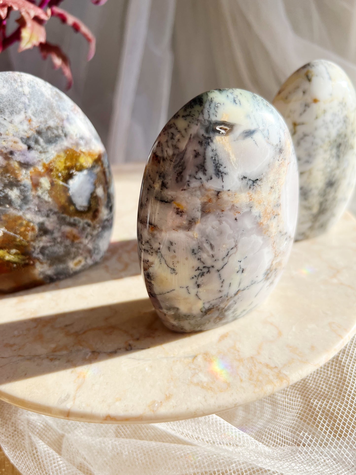 Merlinite Krystall Freeforms – 250-320g