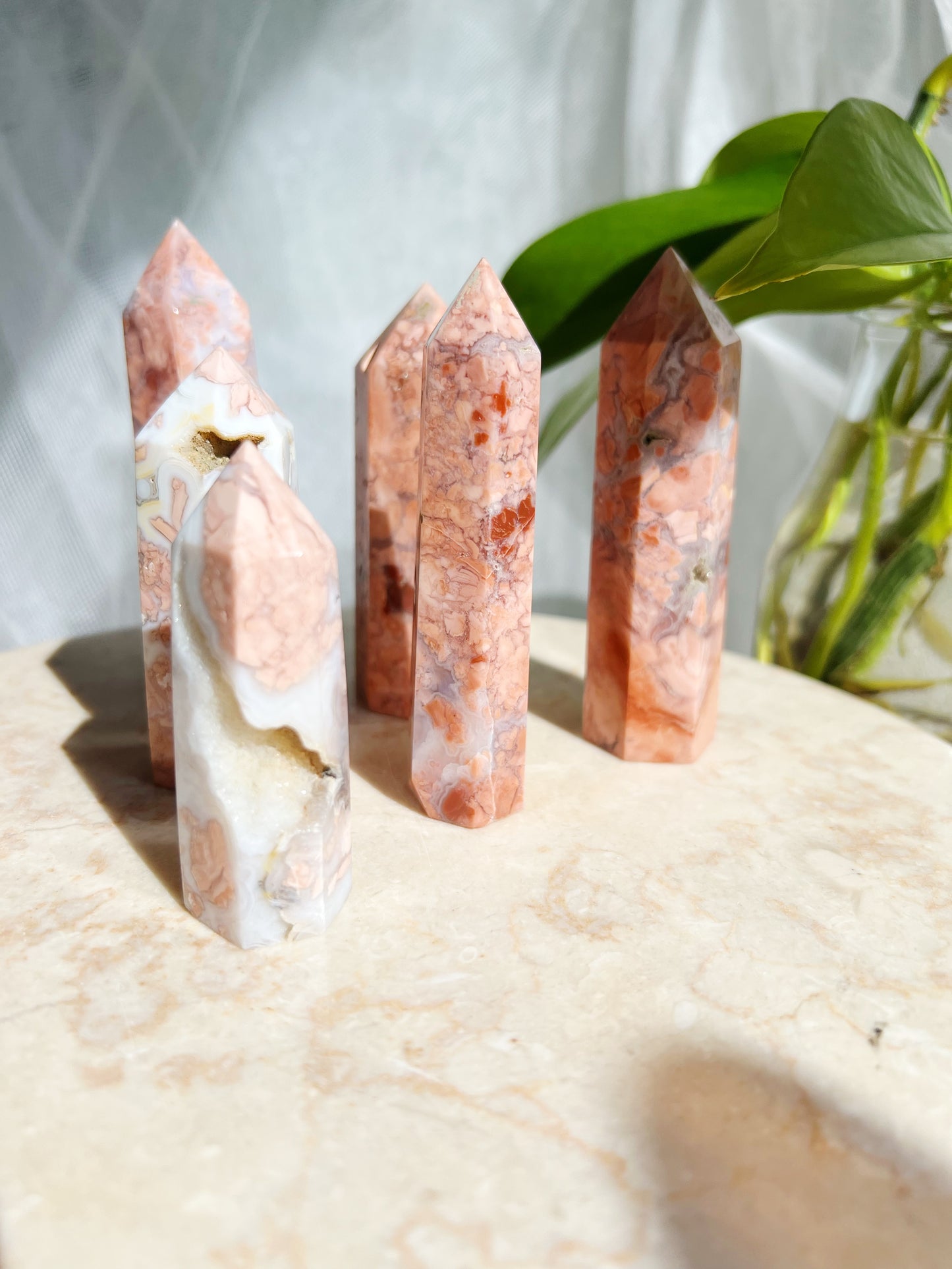 Druzy Petal Agat Tårn – 7 til 9 cm