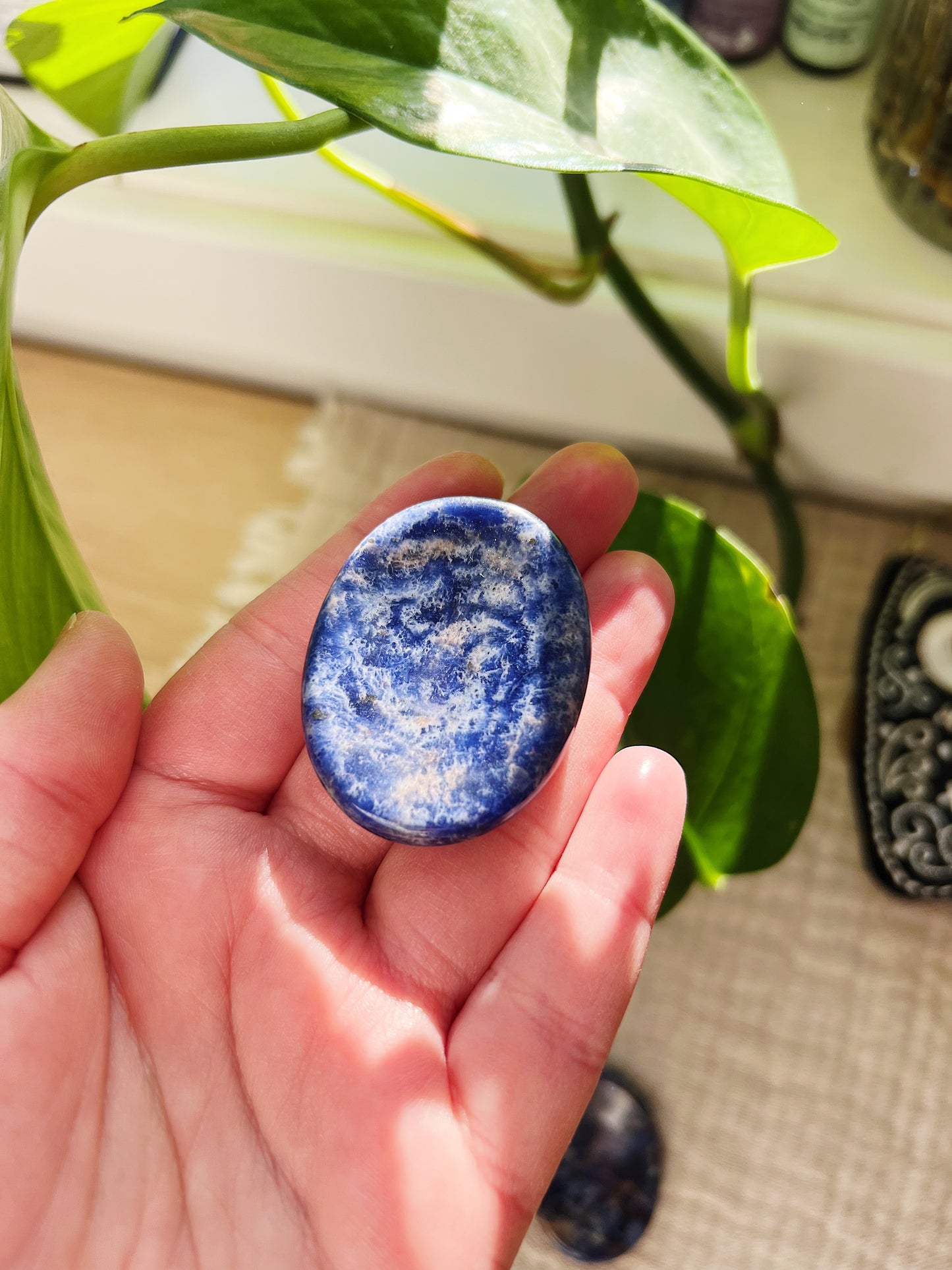 Sodalitt Worry Stone Krystall