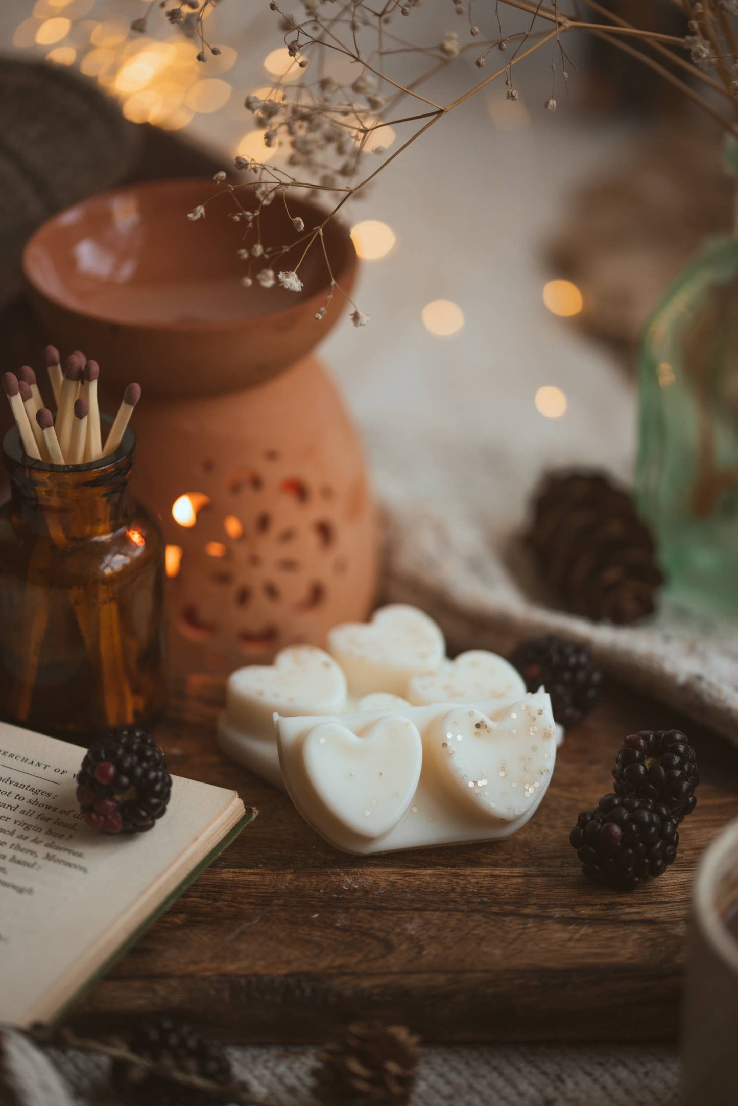 A Cosy Christmas Heart Clamshell Wax Melts
