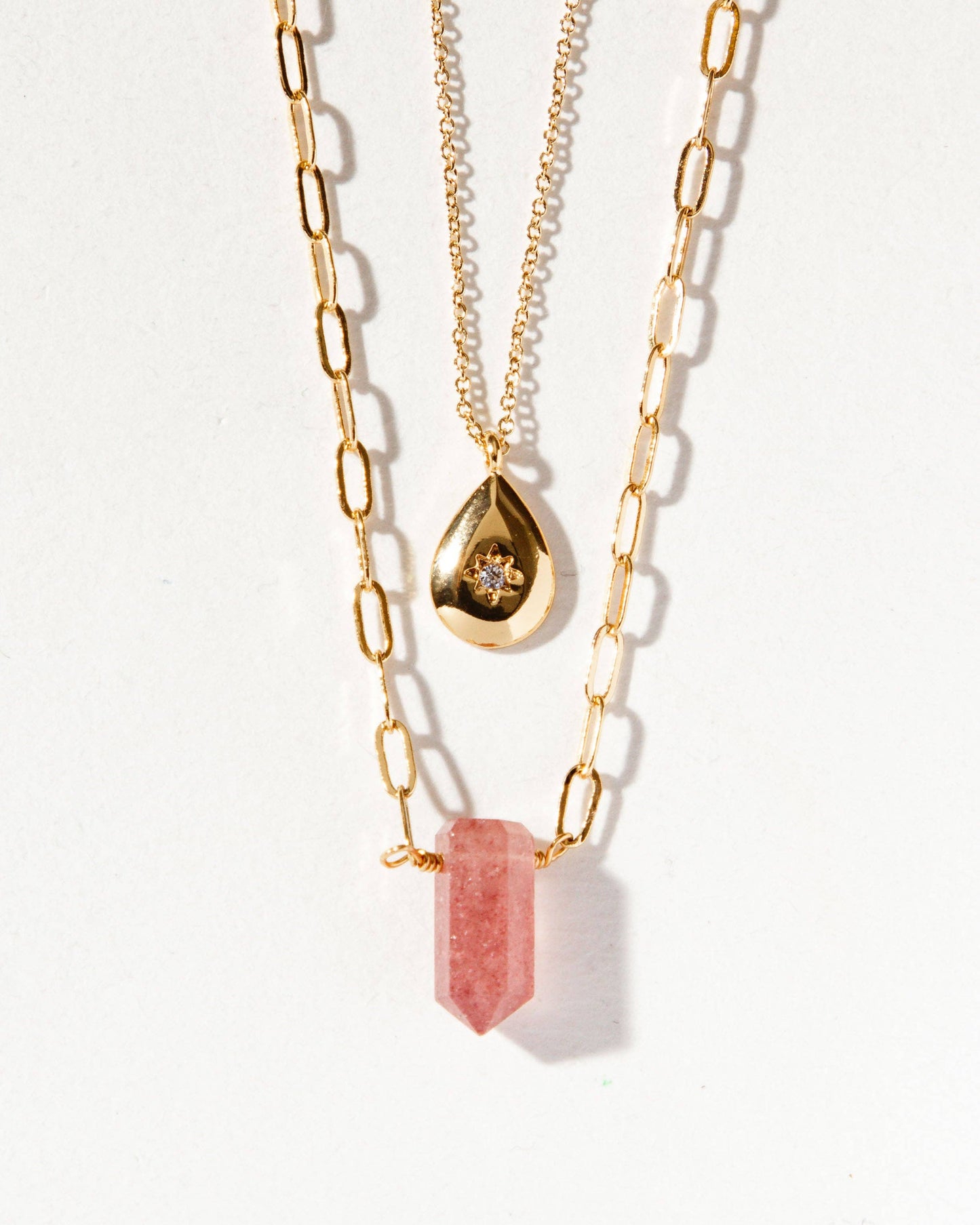 Golden Drip Halskjede - Strawberry Quartz