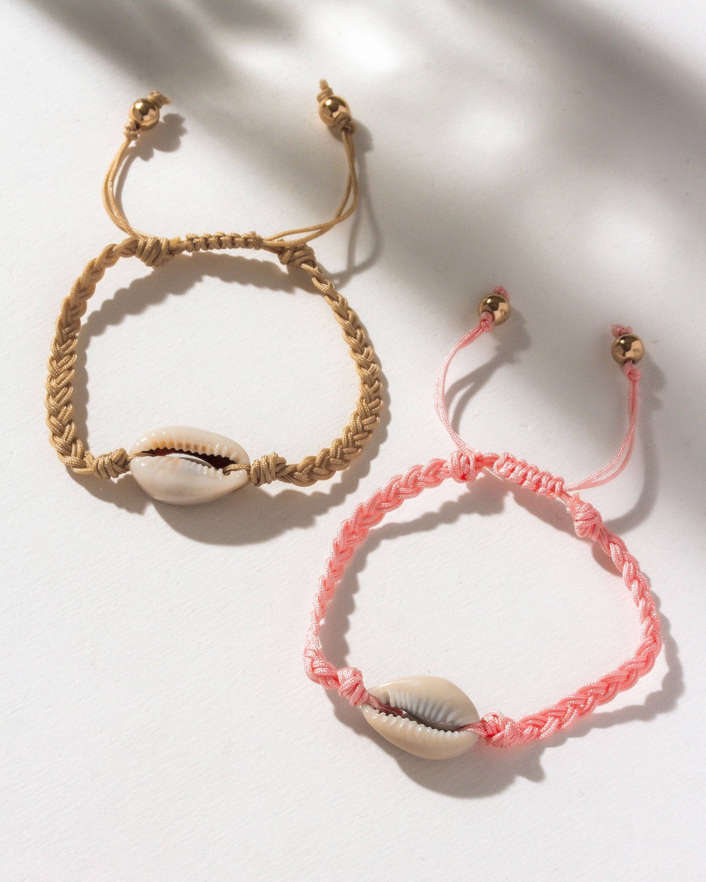 Cowrie Coral Armbåndsett