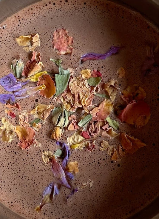 Seremonielle kakao: Historie, fordeler og hvordan lage den perfekt