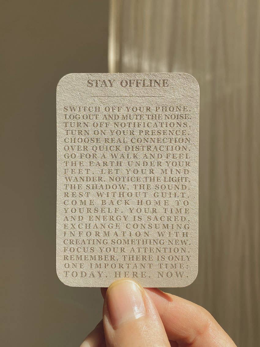 Stay Offline Klistremerke