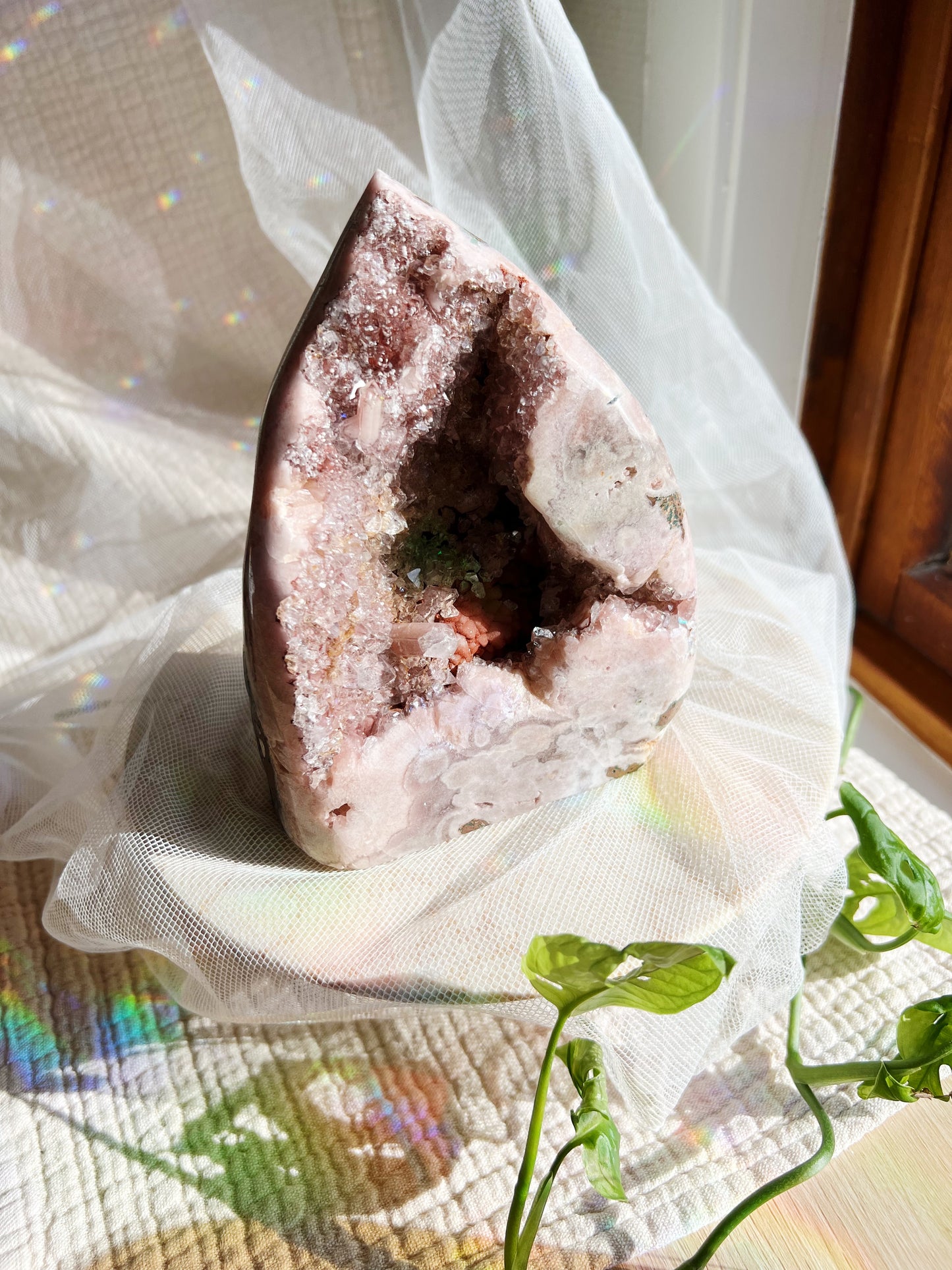 Rosa Ametyst Geode – 1900g