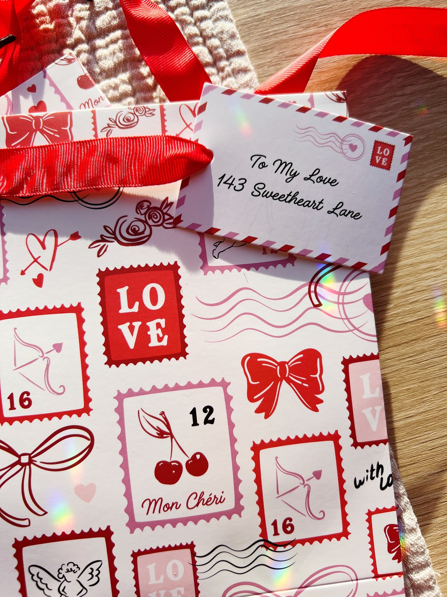 Medium Gavepose – Kjærlighet (23 cm)