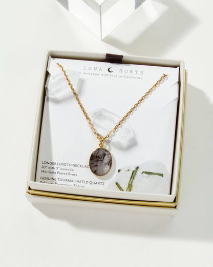 Yin and Yang Long Medallion Halskjede - Tourmalinated Quartz