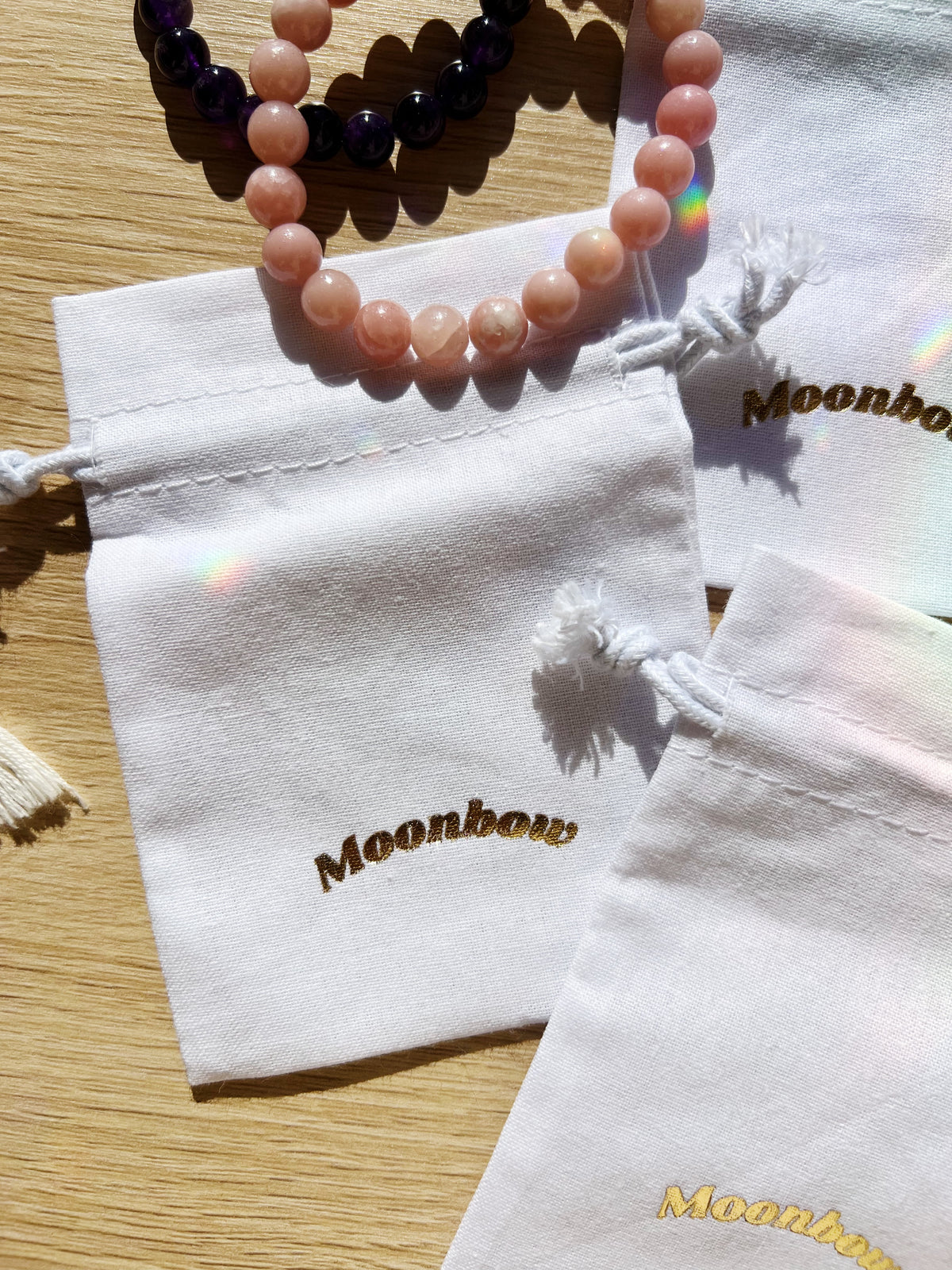 Moonbow Pose Hvit – Lille