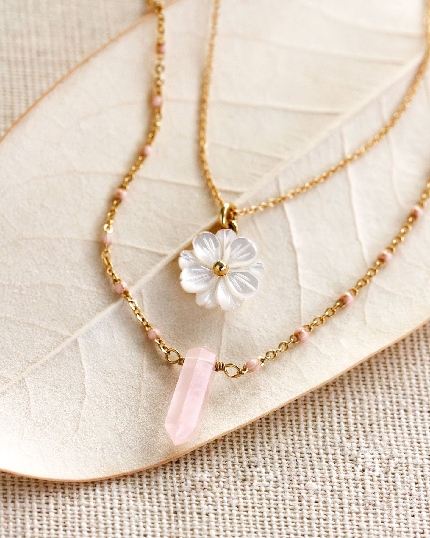 Blooming Layered Halskjedesett- Rose Quartz