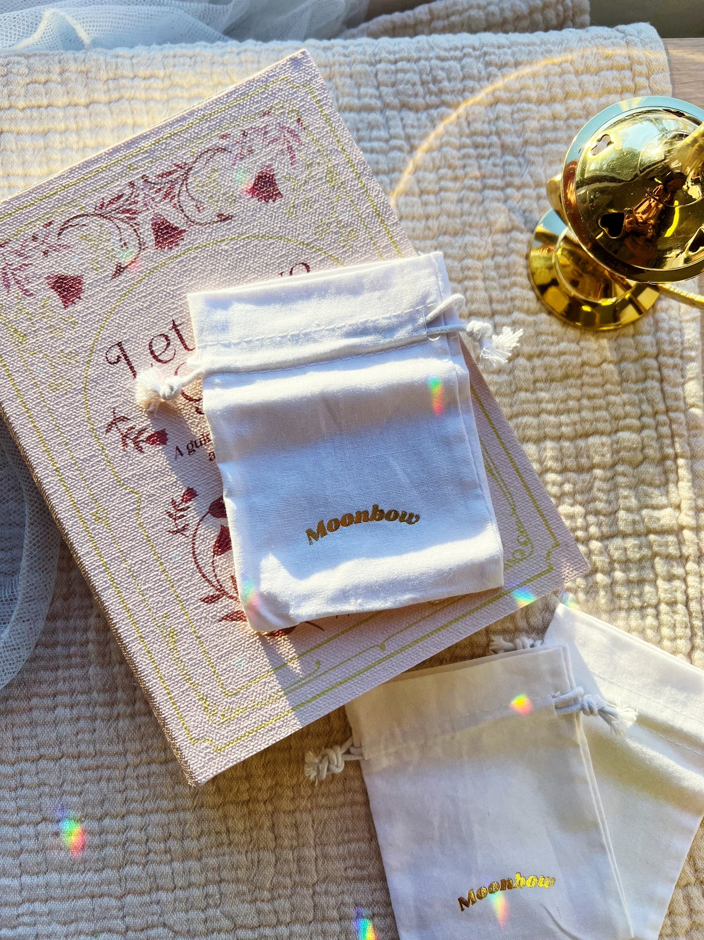 Moonbow Pose Hvit – Lille