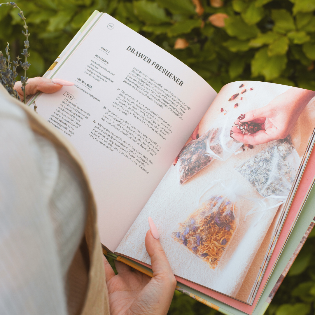 UpCycled Beauty Bok: Hjemmelagde hudpleieoppskrifter av Anna Brightman