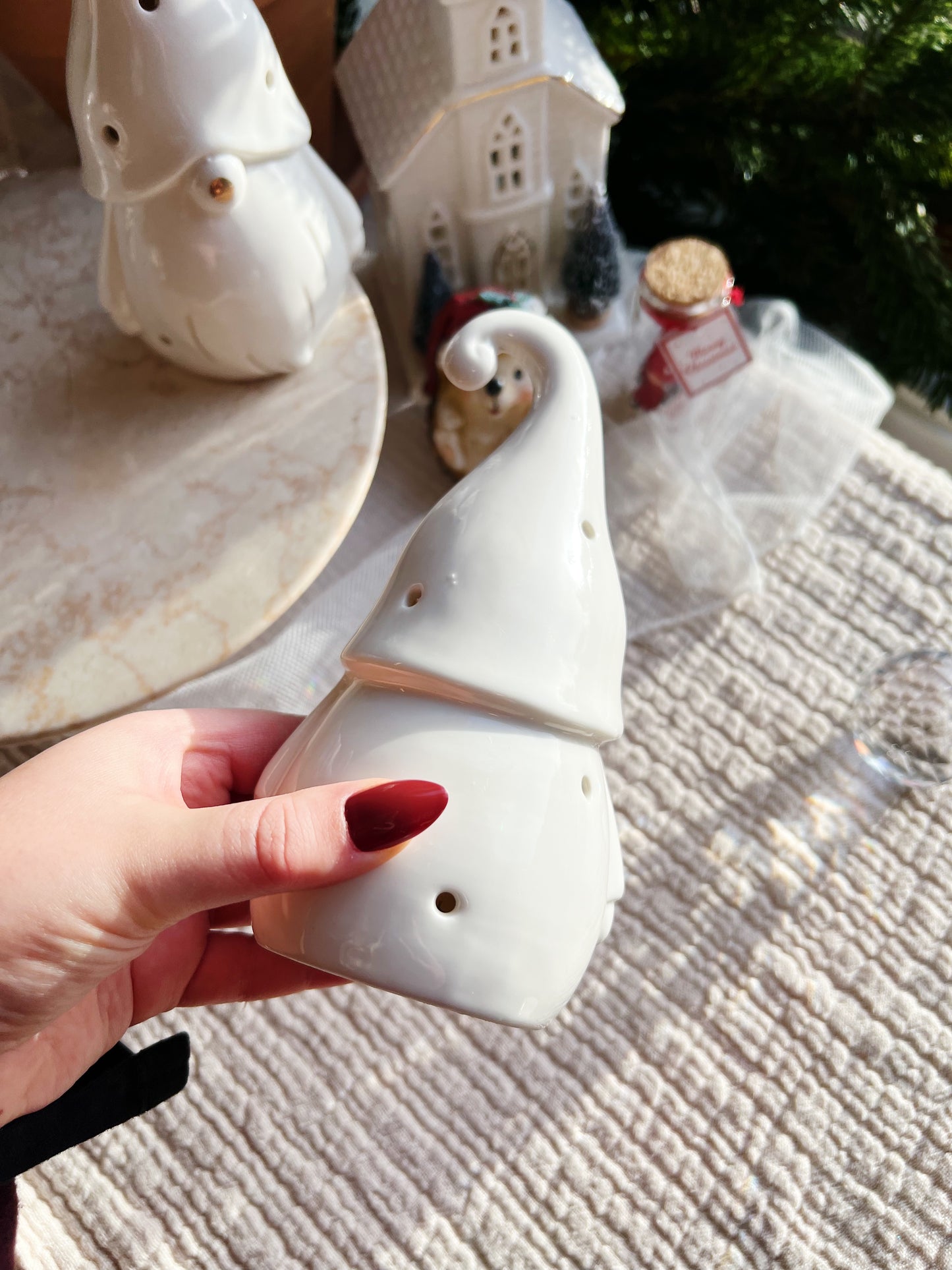 Frosty LED Gonk – Medium – 7.5 x 9 x 17.5 cm