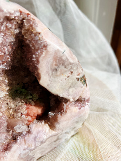 Rosa Ametyst Geode – 1900g