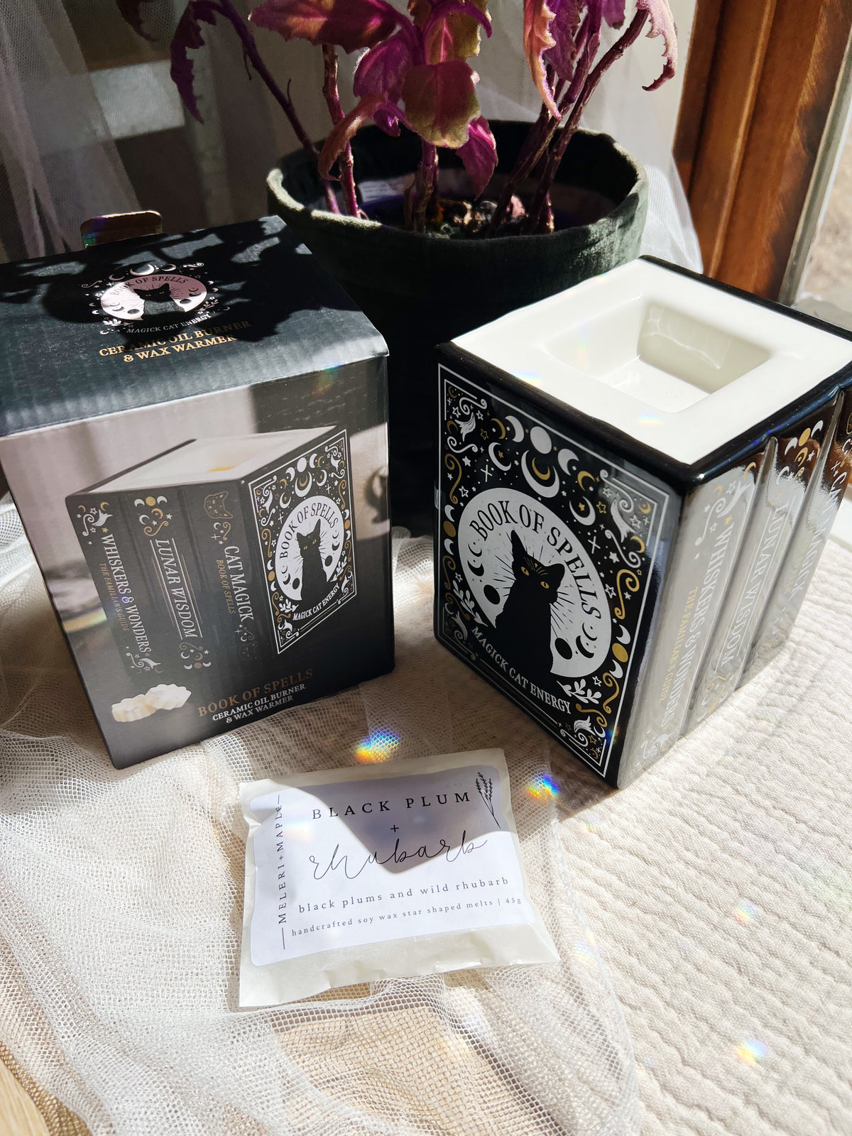 Black Cat Book of Spells Wax Melt Brenner