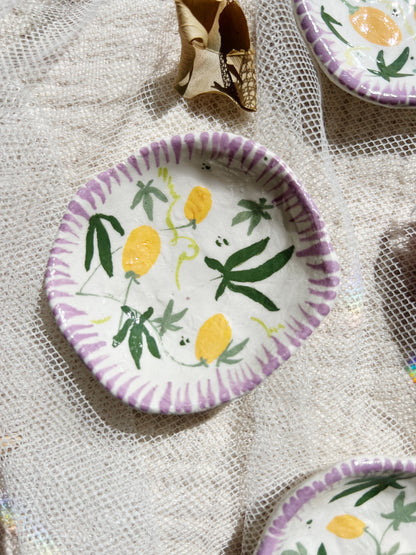 Passionsblomst fat – Håndmalt Keramikkfat