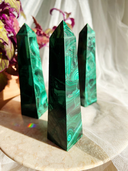 Malakitt Krystalltårn – 15cm