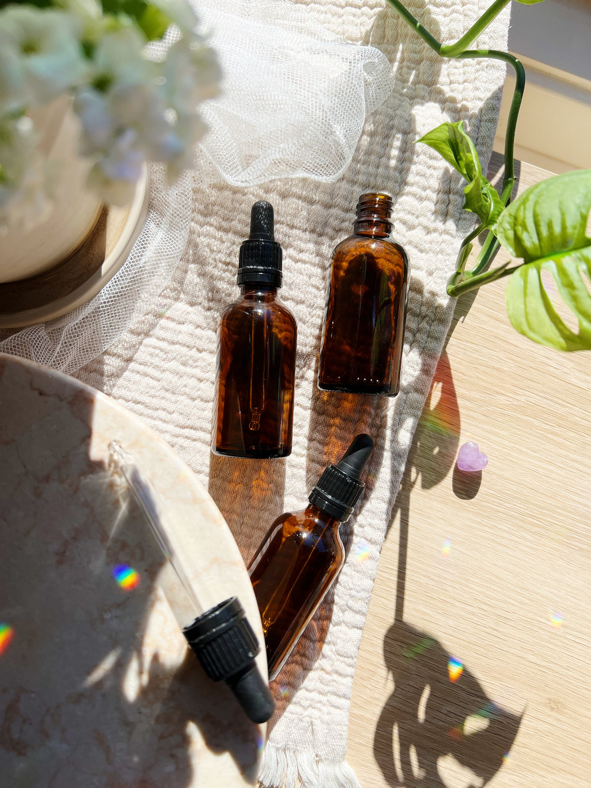 Glassflaske Amber 50ml med Pipette – Lag din egen magiske oljemiks