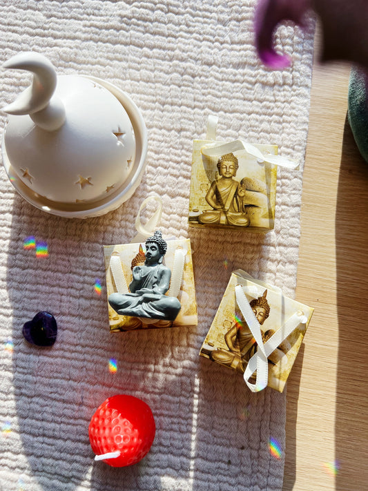 Mini Thai Buddha-figur i Pose