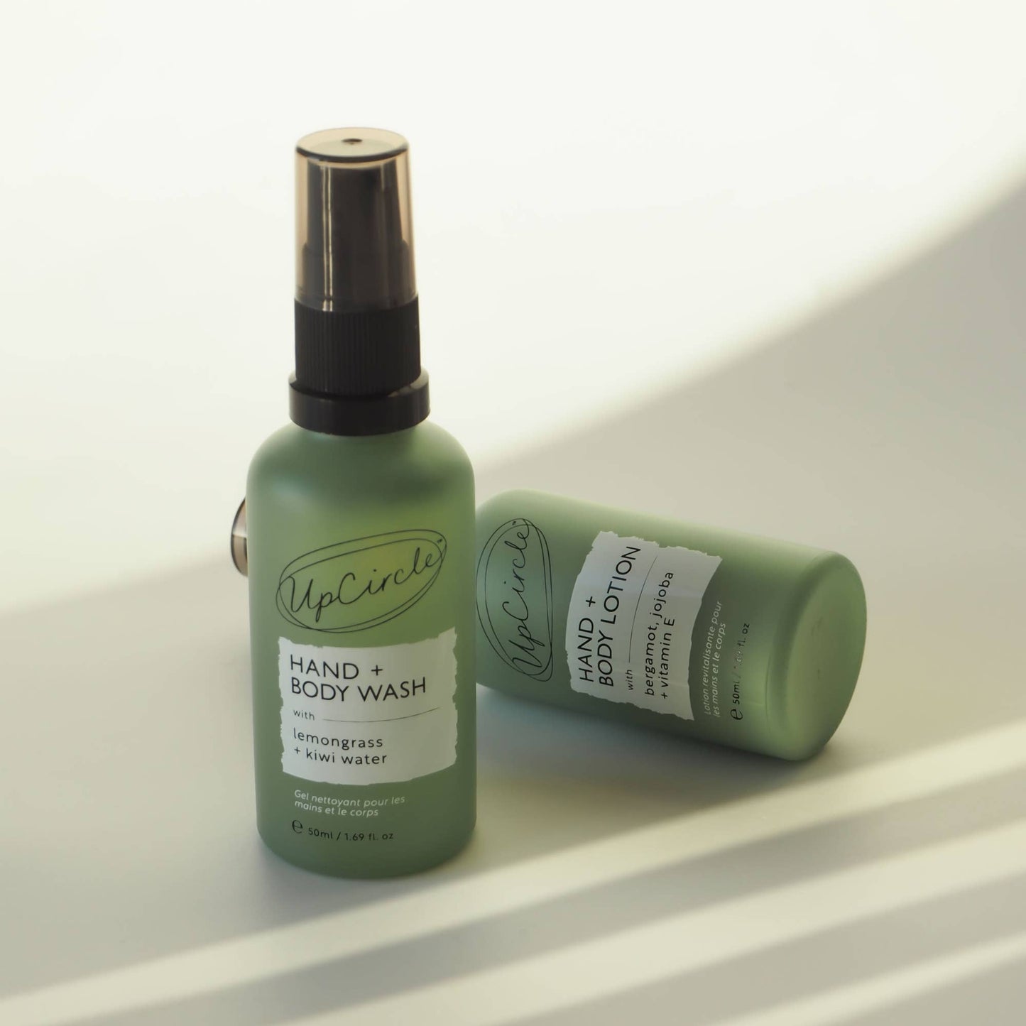 Hand + Body Wash med Kiwi Water – Reisestørrelse (50ml)