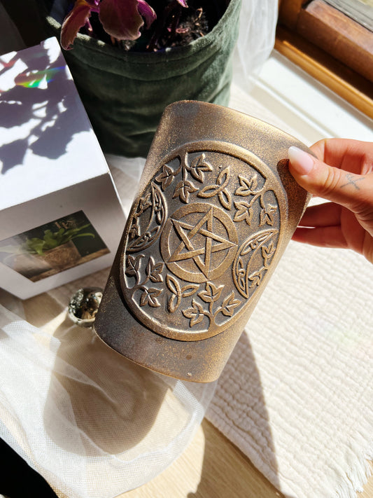 Triple Moon Terrakottapotte i Bronse