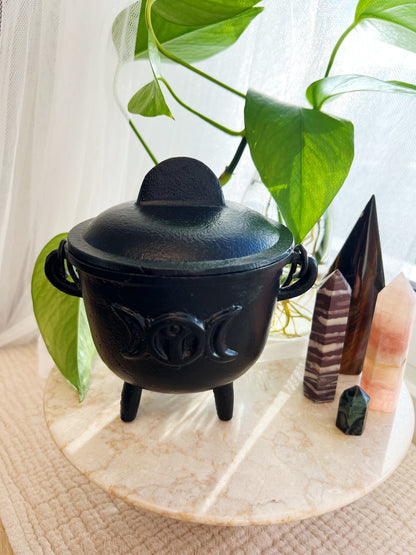 Cauldron Med Triple Moon