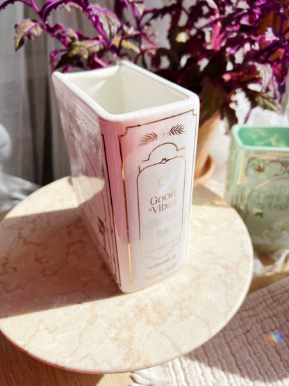 Hvit Bokformet Vase