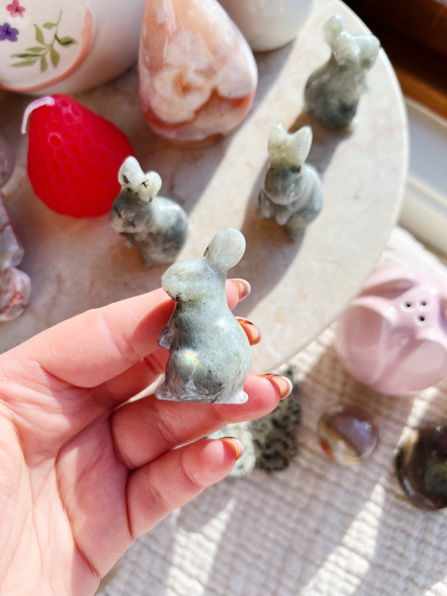 Labradoritt Krystall Kaninfigur