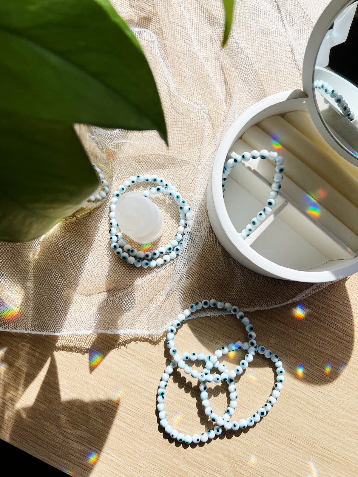 Hvit Evil Eye Armbånd 6mm