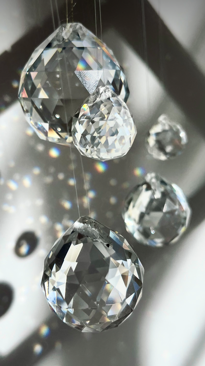 Feng Shui ball (2 cm) Suncatcher