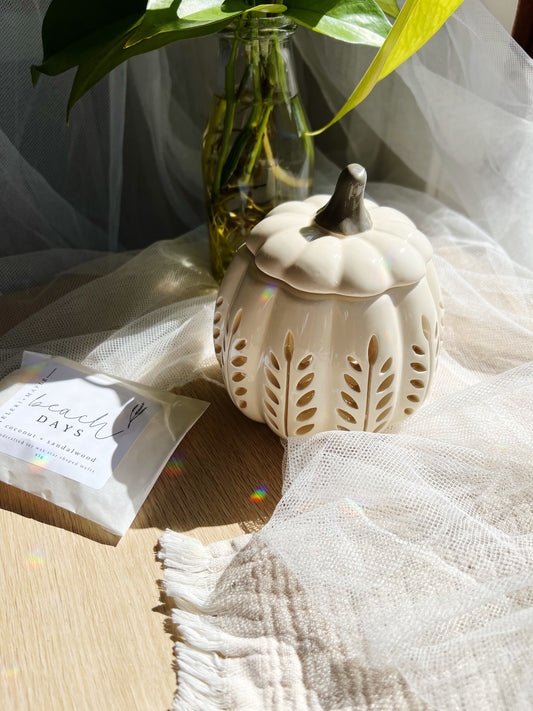 Cream Autumn Leaf Cut Out Pumpkin Olje og Wax Melt Brenner