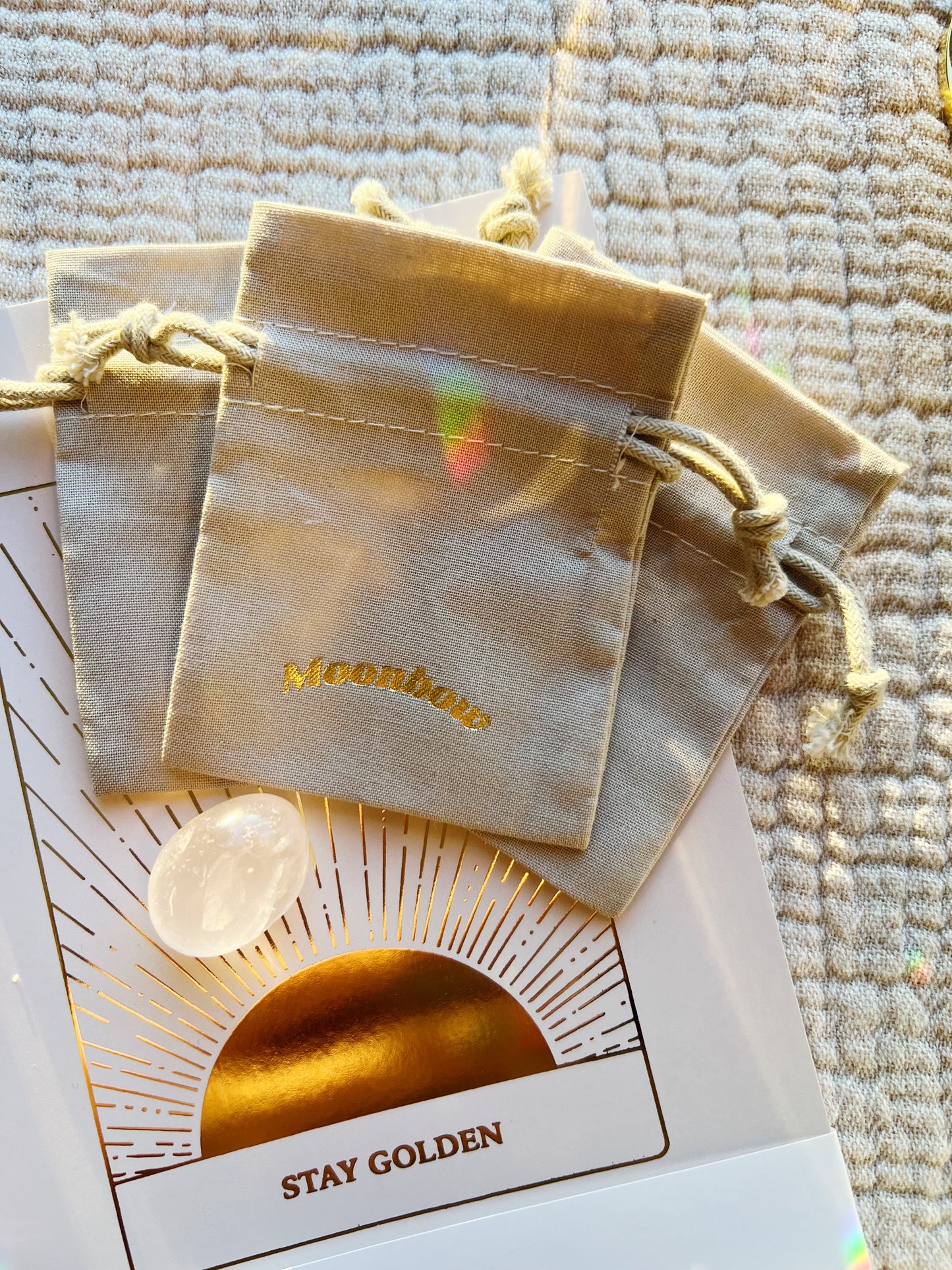 Moonbow Pose Mini Beige